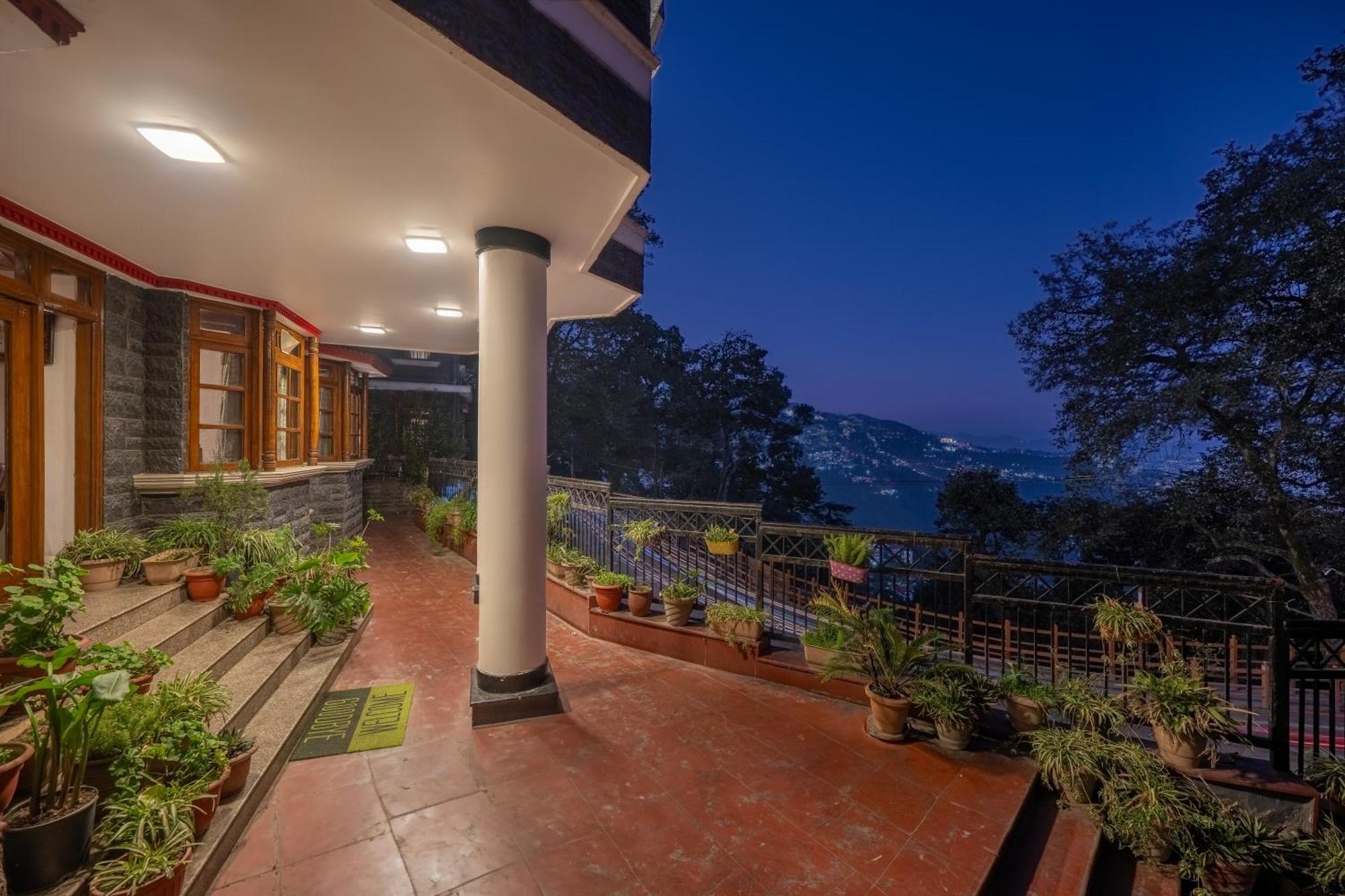 Wingait Inn - Hotel Near Mall Road شيملا المظهر الخارجي الصورة