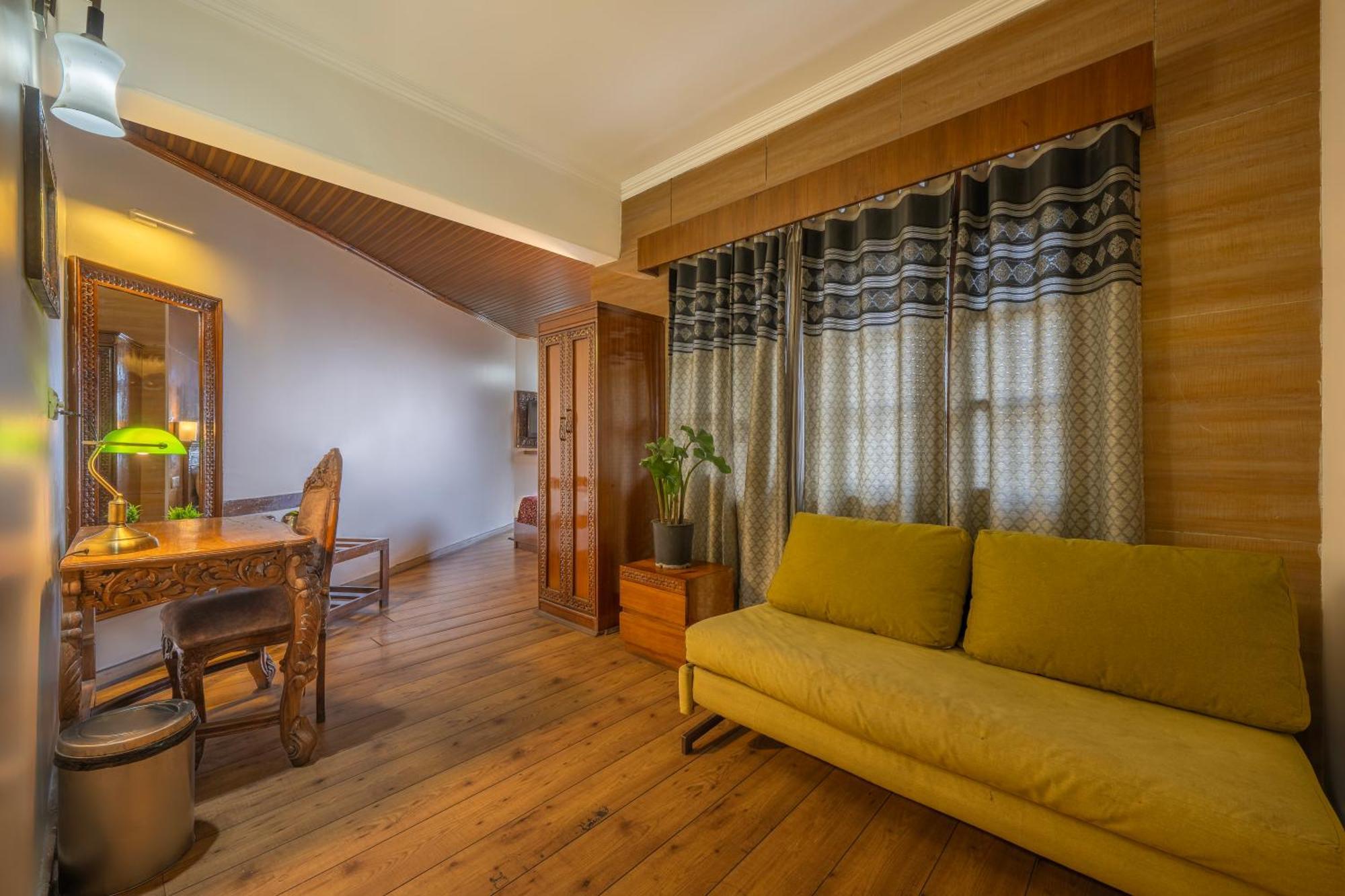 Wingait Inn - Hotel Near Mall Road شيملا المظهر الخارجي الصورة