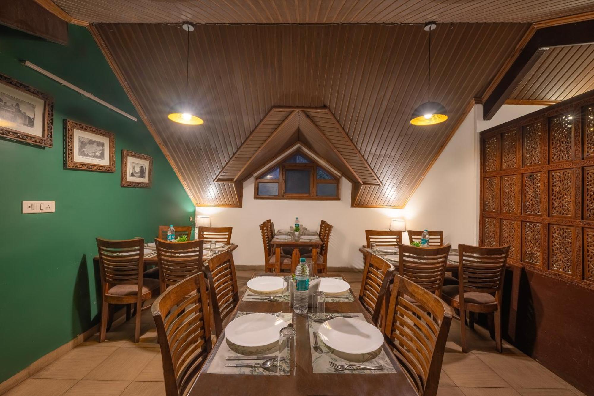 Wingait Inn - Hotel Near Mall Road شيملا المظهر الخارجي الصورة