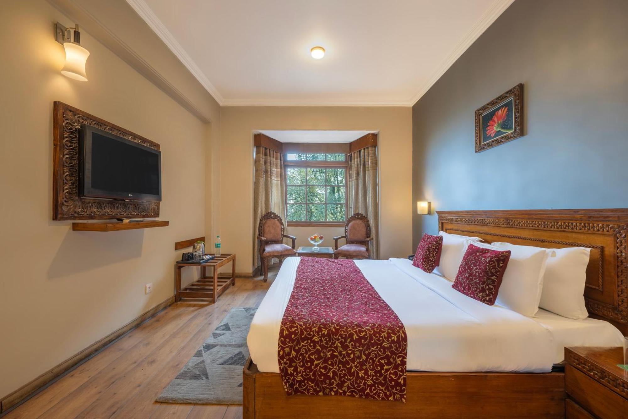 Wingait Inn - Hotel Near Mall Road شيملا المظهر الخارجي الصورة