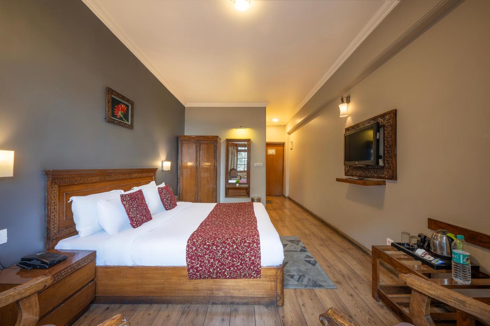 Wingait Inn - Hotel Near Mall Road شيملا المظهر الخارجي الصورة